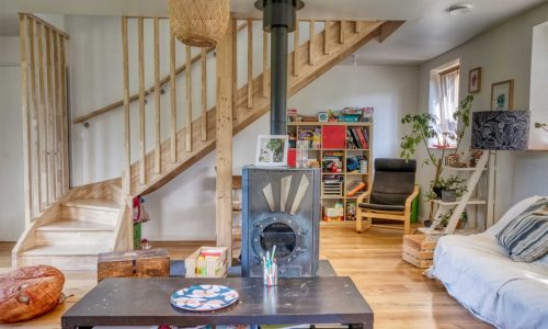 salon-escalier-en-bois